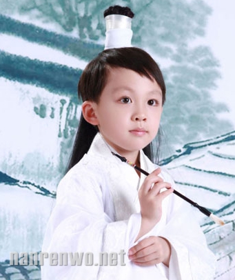 《小爸爸》夏天锅盖头发型 可爱爆棚萌翻天
