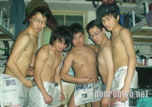 大学宿舍鲜为人知的无节操图片……