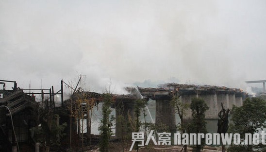 ����������ű��ջ�