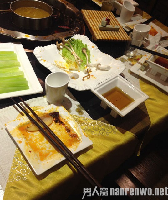 卡梅伦爱吃香菜丸子