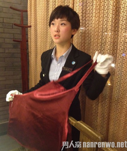卡梅伦爱吃香菜丸子