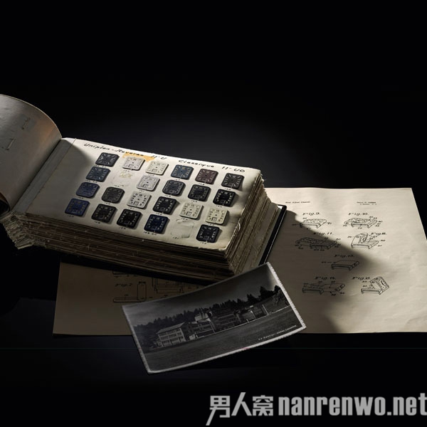 积家新Reverso超薄翻转腕表