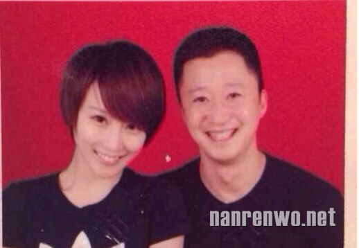 吴京微博公开与谢楠婚讯：一不小心娶到了你  