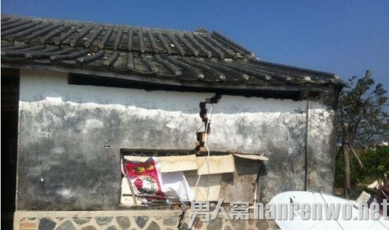 带小三回家住新房同居12年