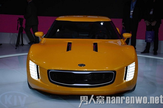 GT4 Stinger
