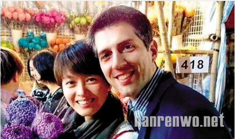 梁咏琪疑宣布怀孕 微博照片抱小孩称：有看到马上有什么吗?  