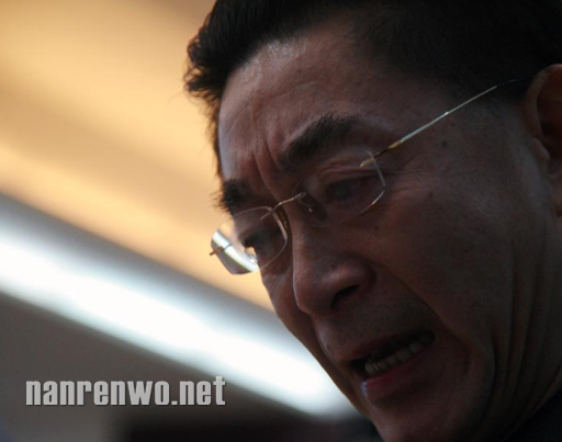 六龄童家庭纠纷 数名亲友追悼会大打出手