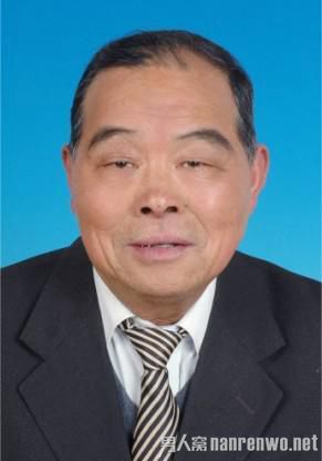 ʩ