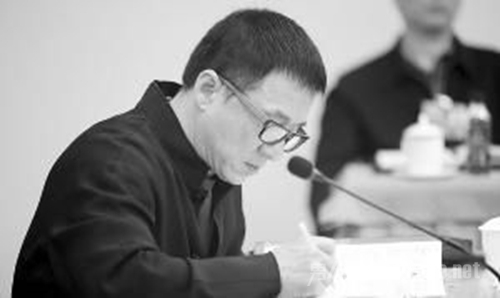 两会上的成龙