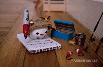 д