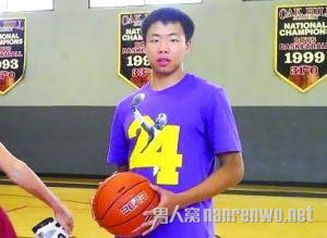 唐子豪征战NCAA