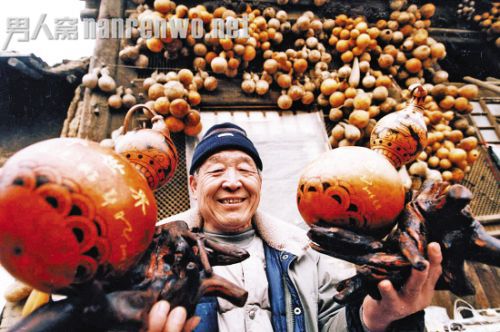 骇浪翻滚壶口瀑布