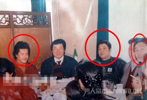 ԱɽɬӰع⣬빮뾵