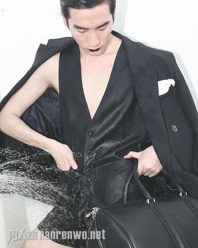 ס̿ Lanvin Corneliani