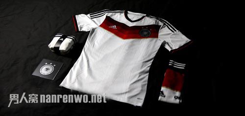 Adidas ¹