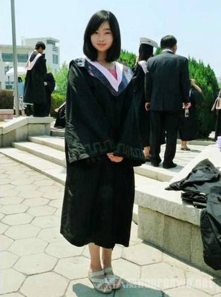 80后女大学生剃度出家