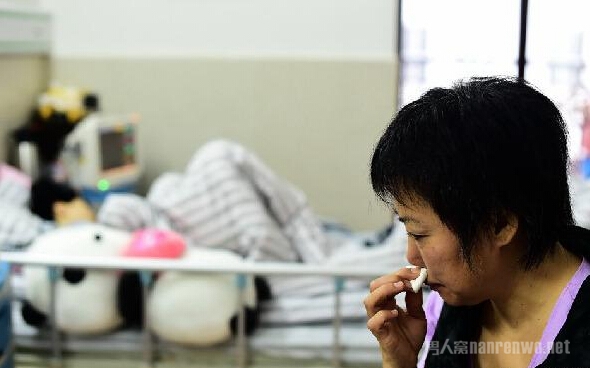90后女孩生命的最后日子 用微笑抗击病魔