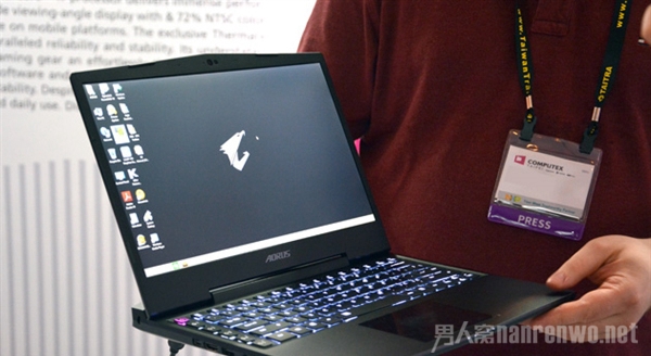 εAorus X3ϵ