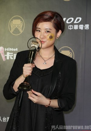 演唱类最佳作曲人奖：萧贺硕