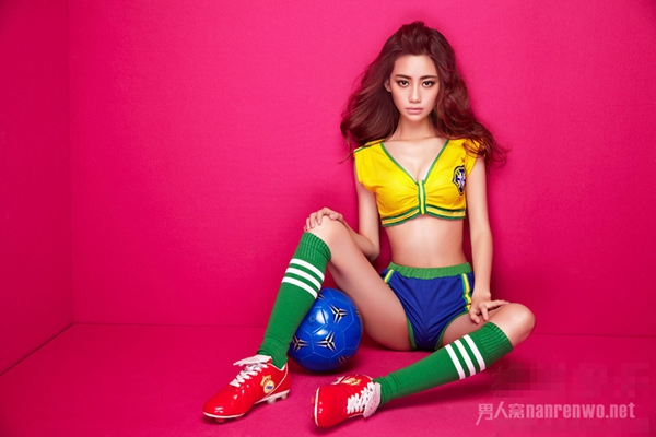 “世界杯”女神于港妹性感写真出炉