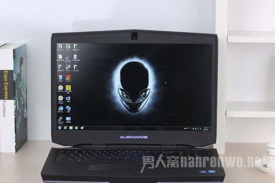 Alienware 17Ϸ ˵İ©
