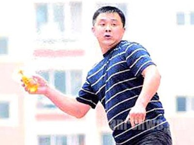 闹事男子