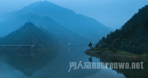 彭ȷ羰λ˲ĳأ ˰彭续