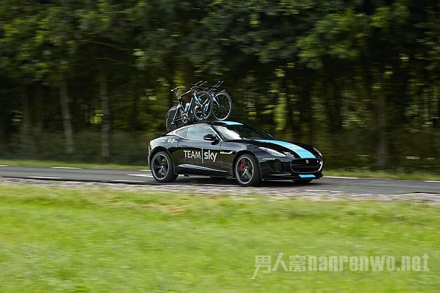 ݱ·F-Type R Coupe 2014Ļг