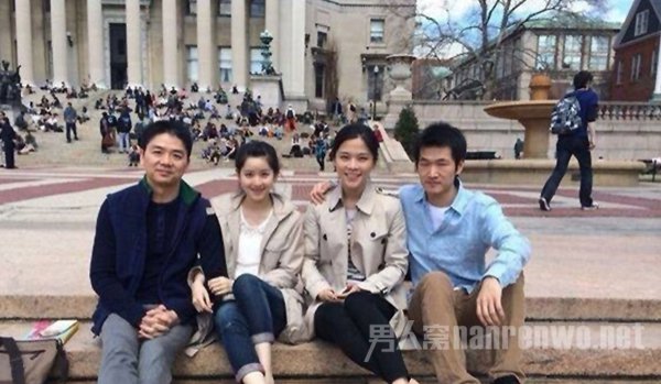 刘强东与奶茶妹恋情