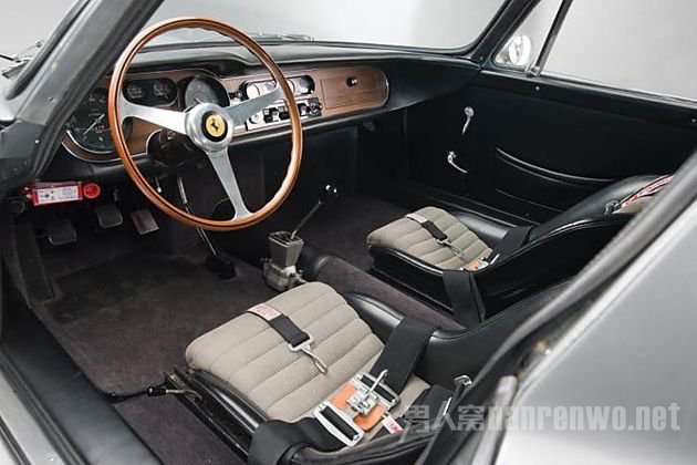 1965275 GTB/C Speciale ķ