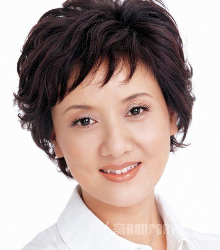 邓婕
