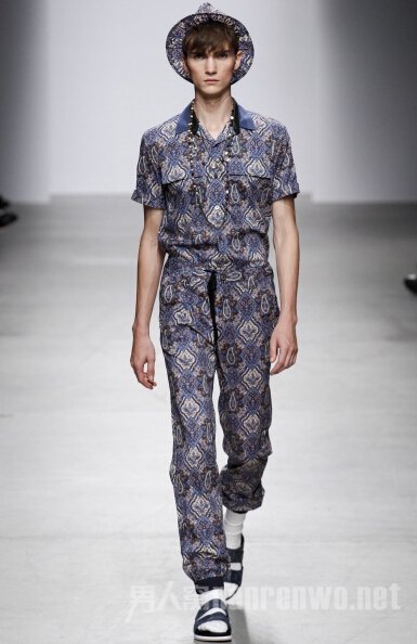 Mihara Yasuhiro 发布2015春夏男装
