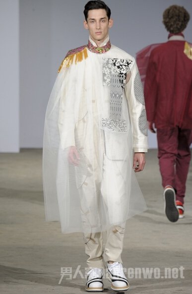 2015Walter Van Beirendonckװ