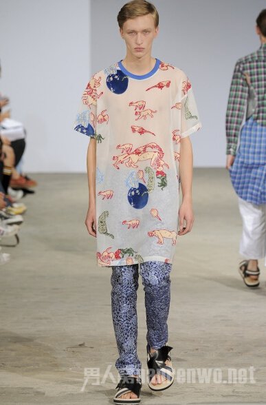 2015Walter Van Beirendonckװ