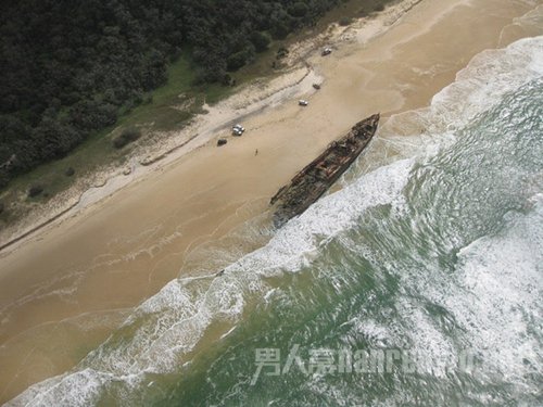 在世界各地搁浅了的沉船