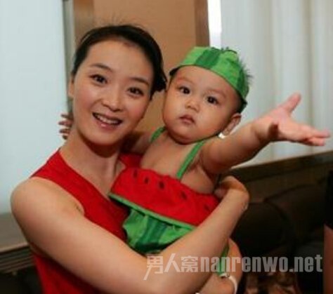 王艳与儿子