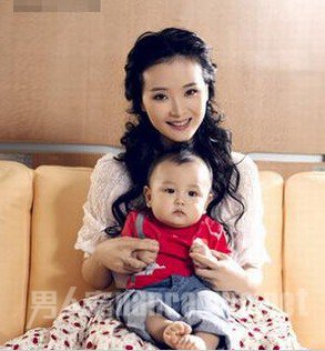 王艳与儿子