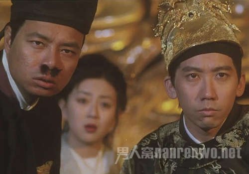 鼻毛过长，劳您大驾修一下!