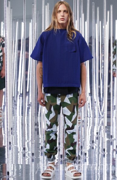 Sacai 发布2015春夏男装Sacai 发布2015春夏男装 Sacai 发布2015春夏男装Sacai 发布2015春夏男装