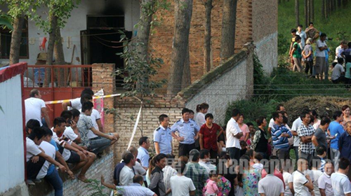 河南开封一家四口被杀