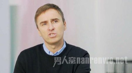 别什么都往身上套 那些时装大咖说：fashion is easy!
