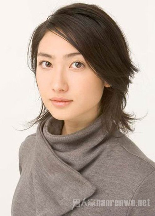香椎由宇