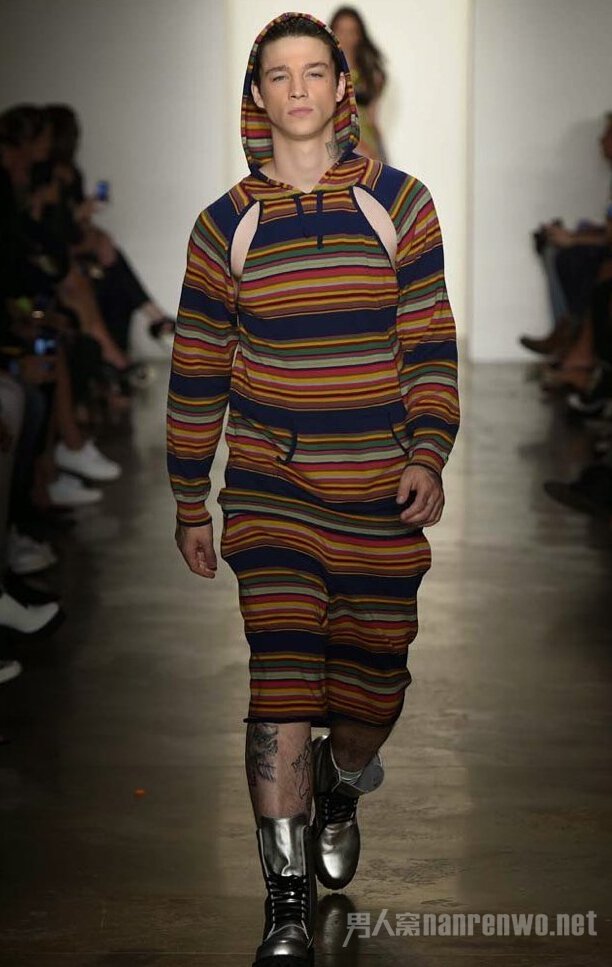 Jeremy Scott 发布2015春夏全新造型