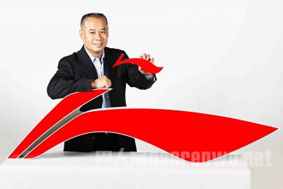 李宁服饰宣传照