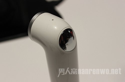 似潜水艇又似水管的Re运动摄影相机