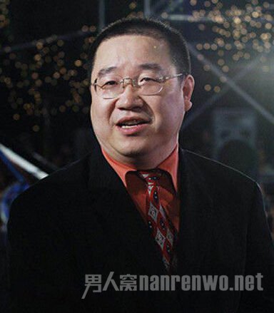 宋丹丹前夫英达密会美女 疑似又婚内出轨