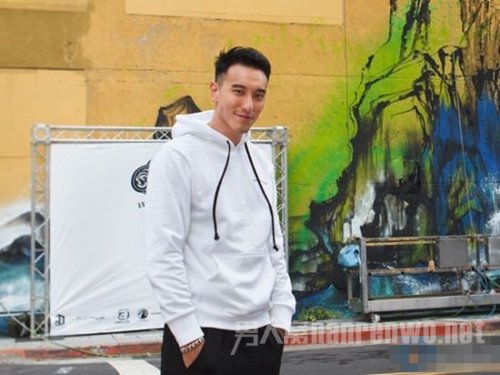 王阳明被水母毒吻 当场尿不出来