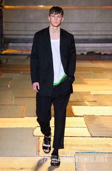 Cerruti 发布2015春夏男装 Cerruti 发布2015春夏男装