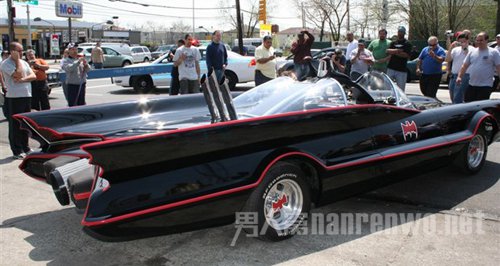 1966年 Batmobile 1(蝙蝠车)