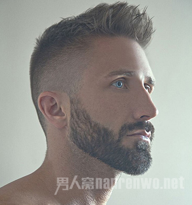 性感胡子男 个性发型不可复制